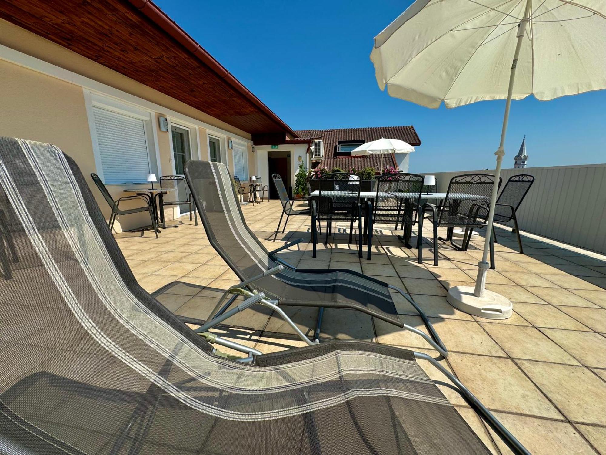 Pension Seeblick Mörbisch am See Екстериор снимка
