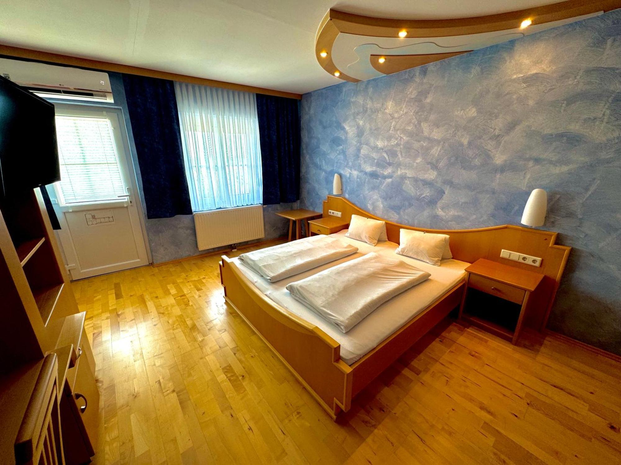 Pension Seeblick Mörbisch am See Екстериор снимка