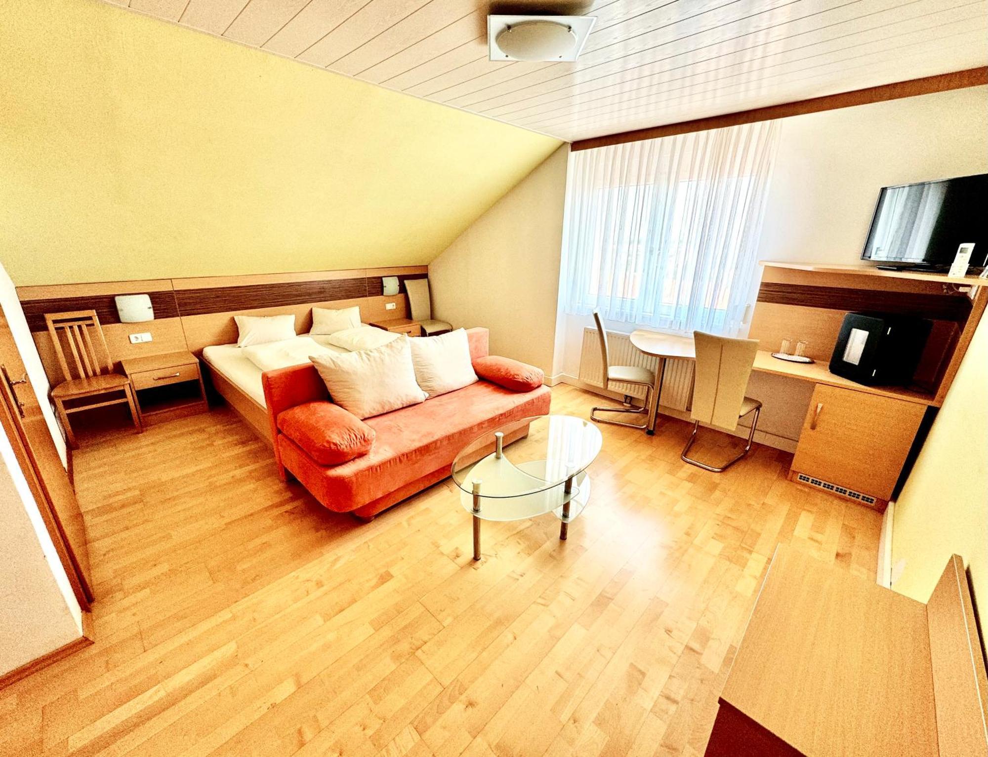 Pension Seeblick Mörbisch am See Стая снимка
